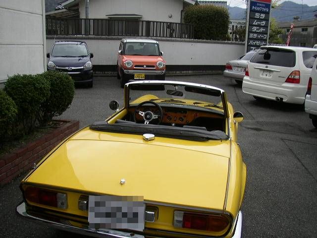 LHD cars Japan LGA MGB Triumph Spitfire TR3