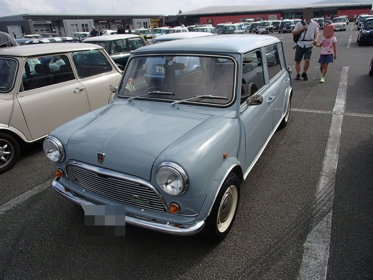 Mini-Fest-2019-PHOTO-17-Clean-Four-Door-Clssic-Mini-in-Japan