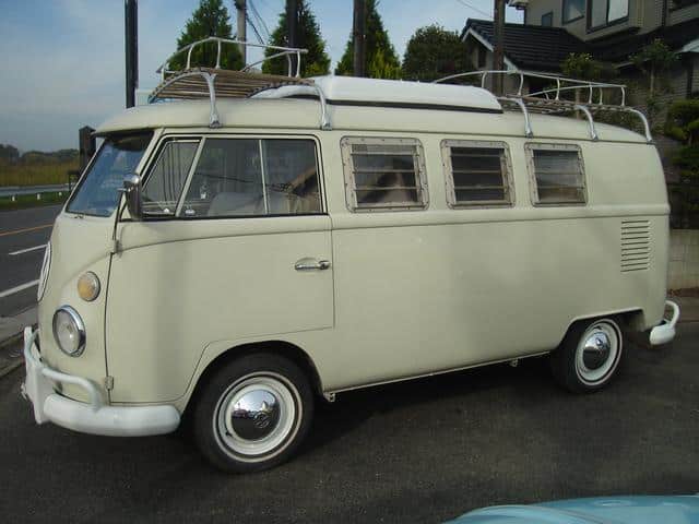 Best-Kei-Trucks-RESTRUCTURED-article-two-PHOTO-6.-VW-Type-2-first-series-for-sale-and-export-from-Japan