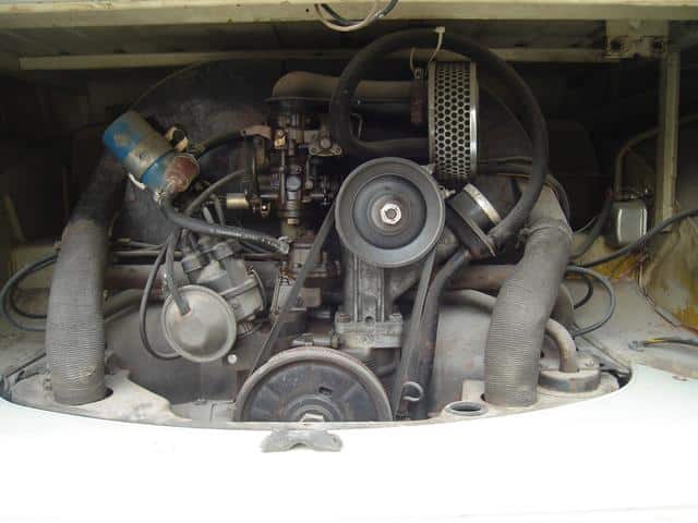 Best-Kei-Trucks-RESTRUCTURED-article-two-PHOTO-7.-VW-Type-2-first-series-for-sale-and-export-from-Japan.-Engine-Bay