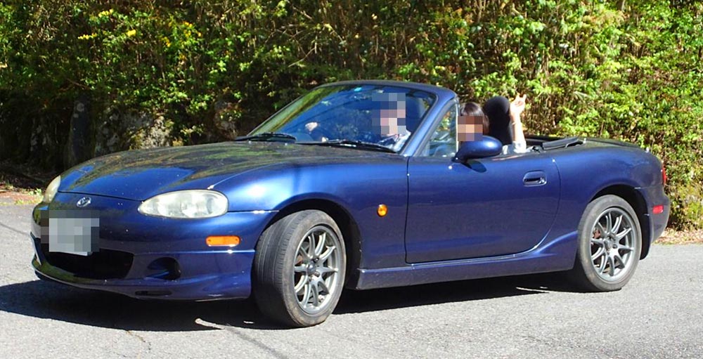 open-top-sports-cars-1
