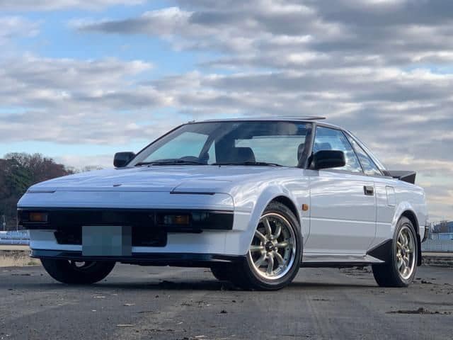 open-top-sports-cars-17