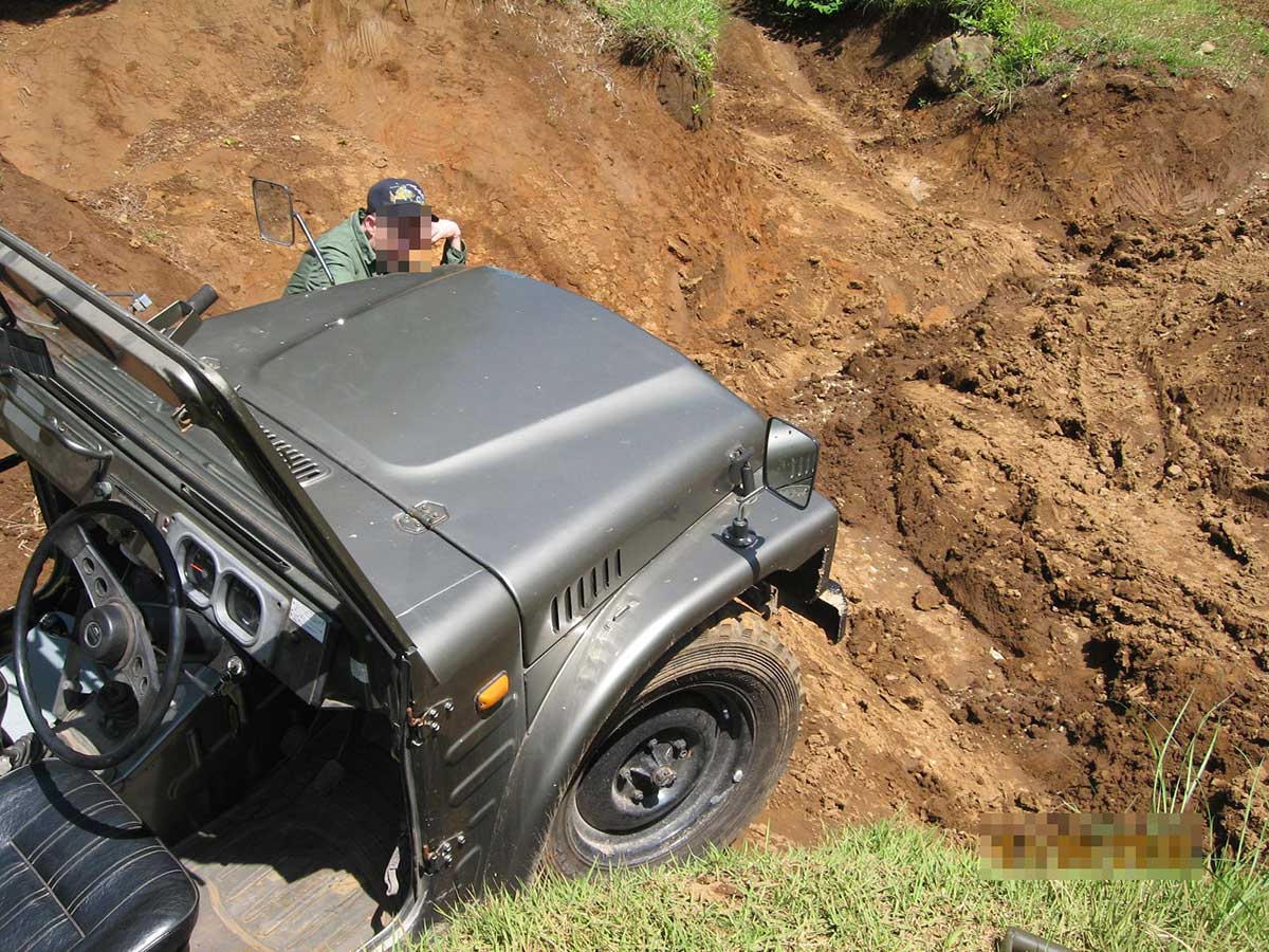Jimny-Article-Three-PHOTO-4-Full-Canvas-Suzuki-Jimny-SJ10-bought-in-Japan