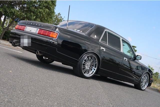 the-best-toyota-luxury-cars-part-06-e1603510405345