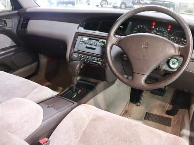 3-S170-Crown-with-1G-Engine-Buy-in-Japan