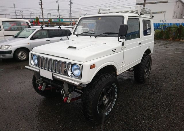 8 1993 Suzuki Jimny tuner's dream shackle body kit