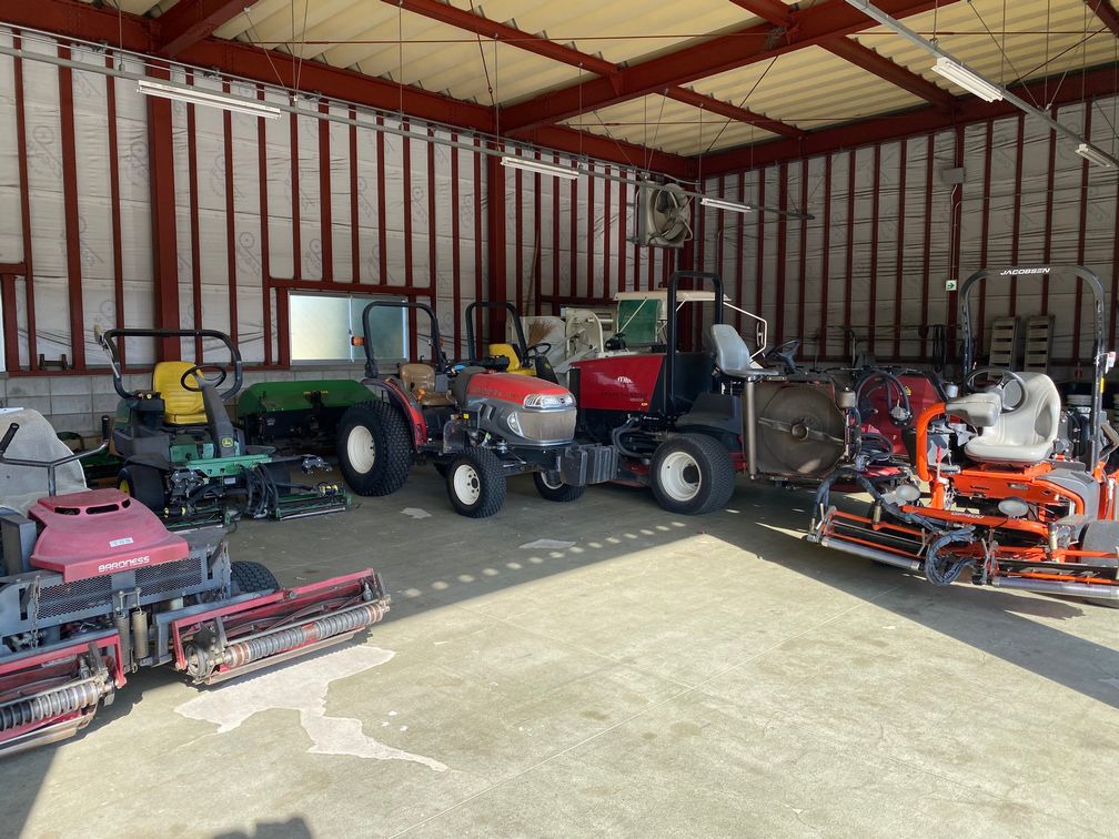A Used Kei Truck is especially useful for Golf Course general grounds maintenance. Import direct from Japan