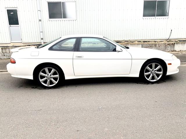 Crown Majesta Shares Engine with Lexus SC300 available at Japanese car dealer auctions