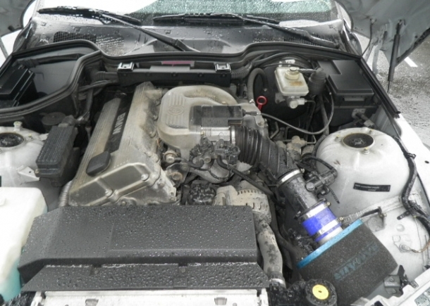 1997 BMW Z3 Roadster engine