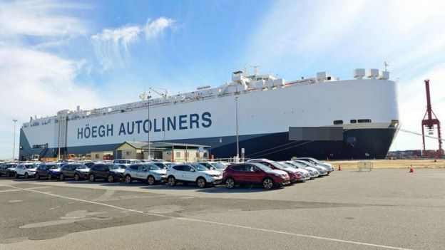 It's easy to import a 25 year old or older Japanese kei truck to the USA, suzuki carri, daihatsu hijet, honda acty, mitsubishi minicab