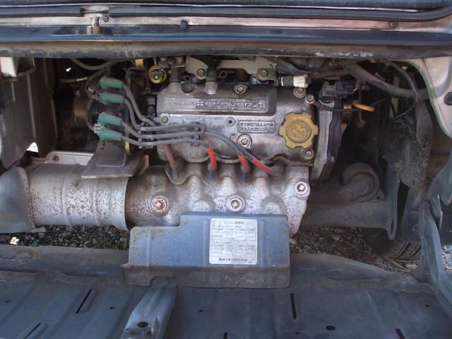 It's easy to import a 25 year old or older Japanese kei truck to the USA, suzuki carri, daihatsu hijet, honda acty, mitsubishi minicab