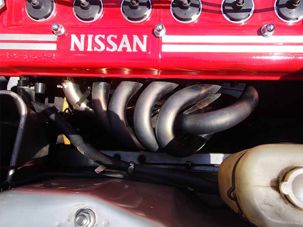 Test Drive of Tuned Hakosuka Skyline in Japan. Engine is 250ps. Beautiful exhaust 3-2-1. Japan Car Direct