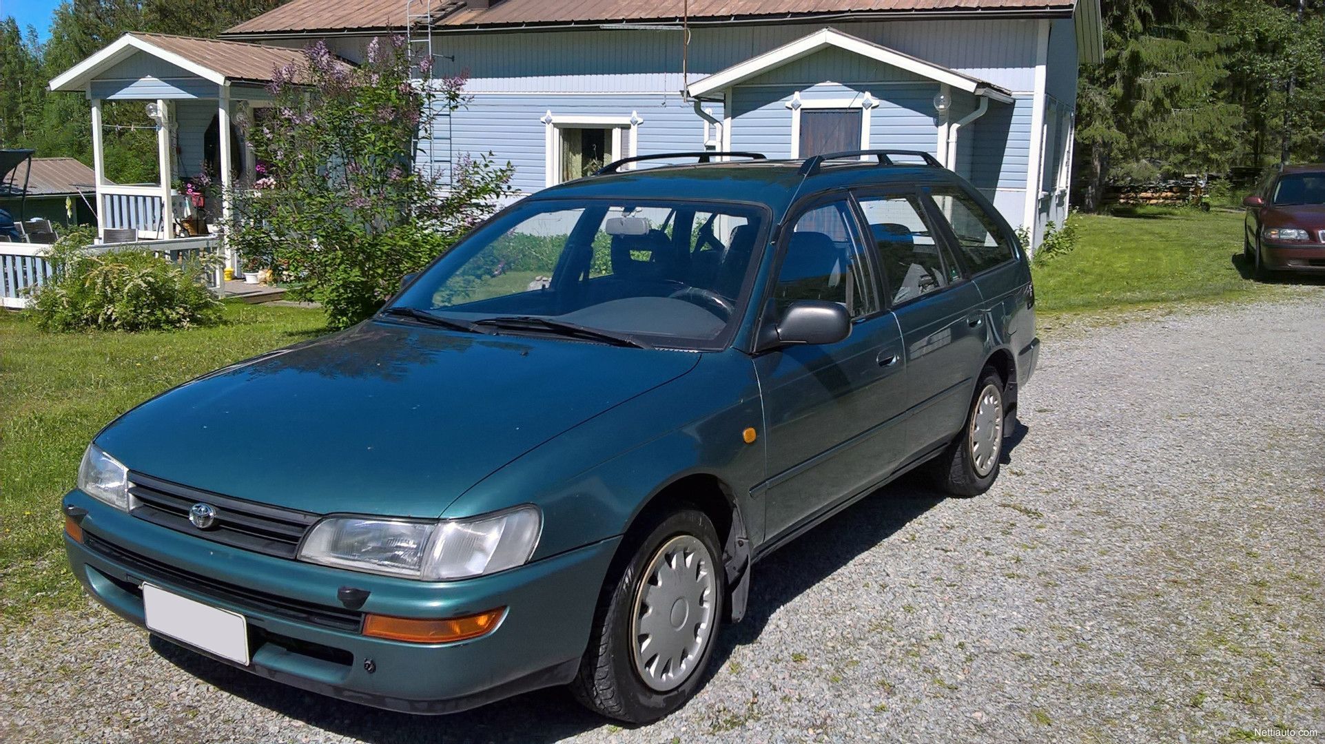 Very reliable used station wagon. E100 Chassis Corolla Station Wagon. Import direct from Japan