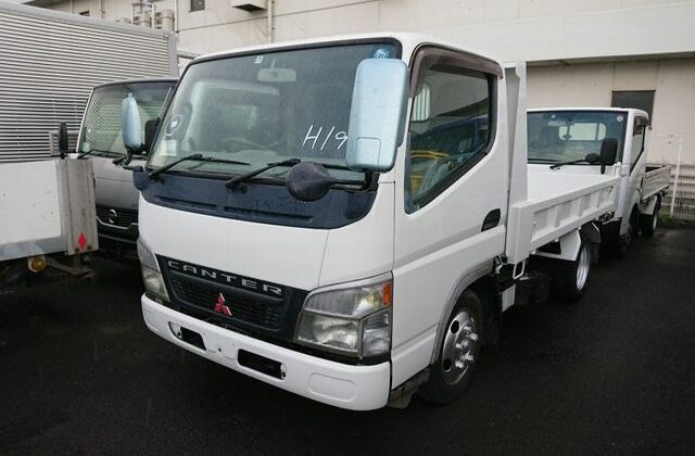 1-2006-Mitsubishi-Canter-Dump-Truck.-Best-2-3-ton-Dump