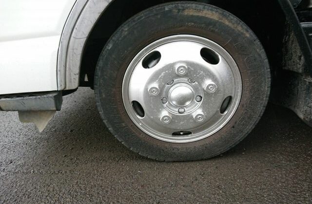 12-2006-Mitsubishi-Canter-Dump-Truck.-Front-wheels-refurbished-super-clean