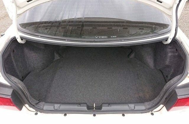 13-Integra-R-Type-imported-to-USA-from-Japan.-Clean-used-car.-Clean-trunk.-Car-exported-by-Japan-Car-Direct-640x456