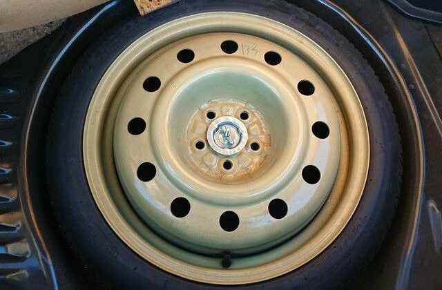 14-Celica-GT-4-GT-Four-1994-from-Japan.-Japanese-Supercar.-Good-condition-car.-Clean-in-the-spare-wheel-well.-No-rust-640x456