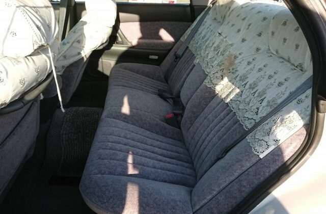 14-Three-Liter-Crown-Majesta-JZS-140-Series-rear-seats-clean