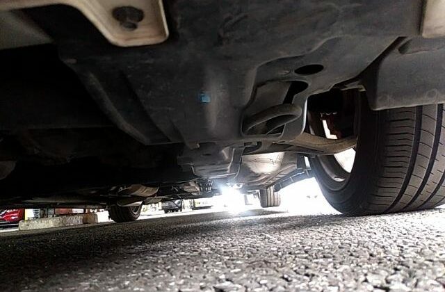 15-Honda-Integra-R-Type-DC-5.-Bought-direct-from-Japan-for-import-to-Canada.-Clean-underbody.-Worked-with-JCD-640x456