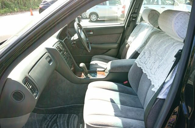 15-Toyota-Celsior-UCF-10-Body-Type-Lexus-LS400-640x456