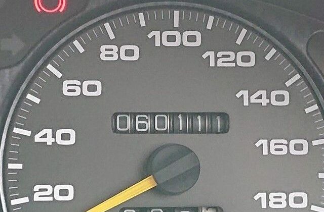 19-Integra-R-Type-imported-to-USA-from-Japan.-Odometer-shows-real-mileage-confirmed-by-inspection-documents-640x456