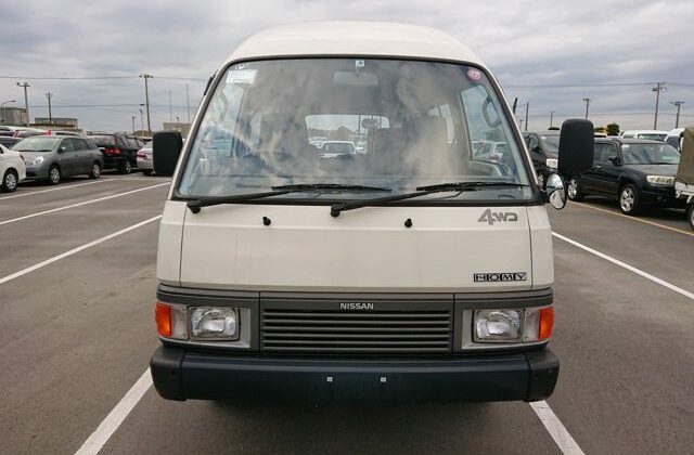 1994-Nissan-Homy-front-640x456