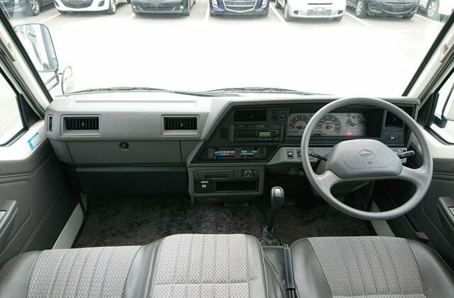 1994-Nissan-Homy-front-seats-above-640x456