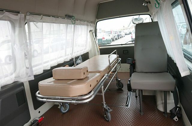 1994-Nissan-Homy-rear-space-2-640x456