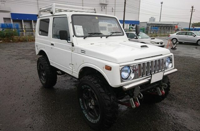 2-1993-Suzuki-Jimny-tuners-dream-inch-up