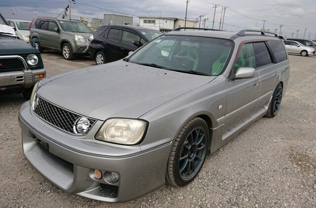 2000-Nissan-Stagea-260RS-Autech-Version-front-left-640x456