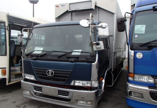 2005-Nissan-UD-Condor-5-ton-Wing-Opening-Truck-Import-from-Japan