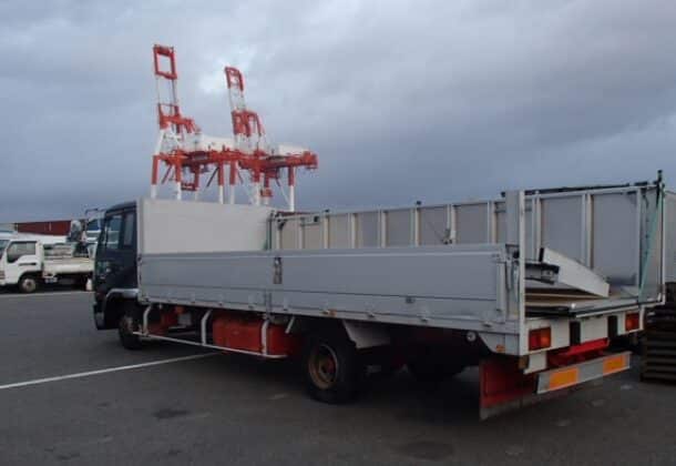 2005-Nissan-UD-Condor-5-ton-Wing-Opening-Truck-Import-from-Japan.-Wing-Truck-Body-Partial-Disassembly-for-Shipping