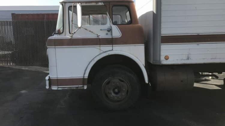2006-Mitsubishi-Canter-Dump-Truck-762x456