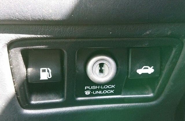 er-Z30-LexusSC300-can-import-to-Australia.-Luxury-car-with-proper-key-access.-No-dead-batteries--640x456