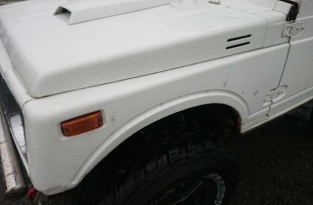 37-1993-Suzuki-Jimny-tuners-dream-left-front-fender-clean