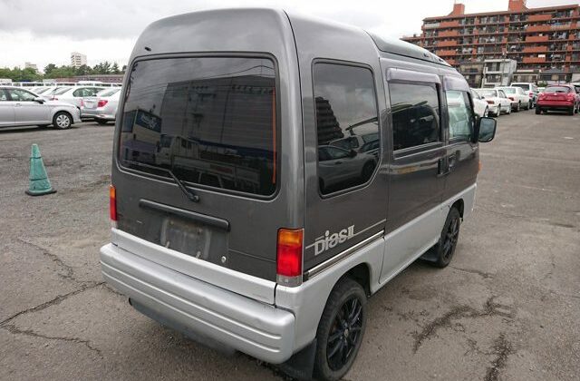 4-Subaru-Sambar-Diaz-rear-end-tail-gate-high-roof-mag-wheels-640x456