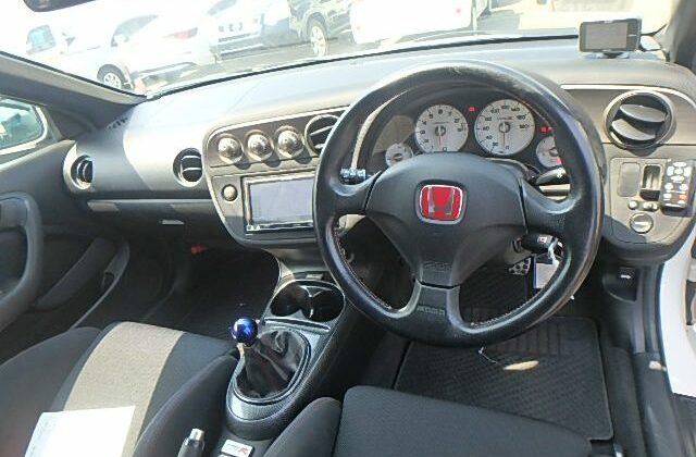 6-Used-Integra-Type-R-DC-5-self-import-from-Japan-good-condition-car.-Available-for-import-to-Canada-or-UK-Drivers-view-640x456