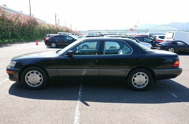 7-Toyota-Celsior-UCF-10-Body-Type-Lexus-LS400-640x456 (1)