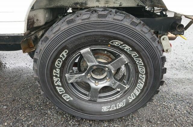 9-1993-Suzuki-Jimny-tuners-dream-monster-mudders