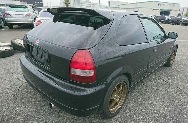 EK9-1200719_3_vga-640x456