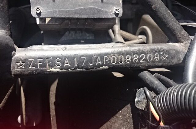 F110J-ZFFSA17JAP0088_14_vga2-640x456