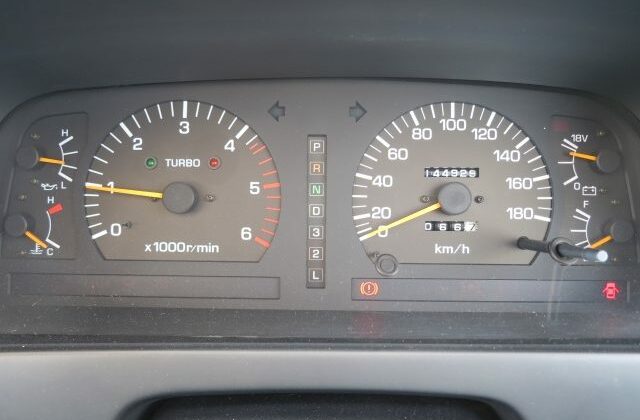 HDJ81-0006233_10_vga-640x456