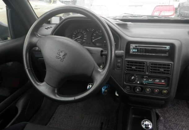 Super-clean-low-miles-106-S16-bought-in-Japan-Left-Hand-Drive