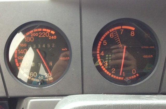 TOU412319TOU_14_vga-640x456