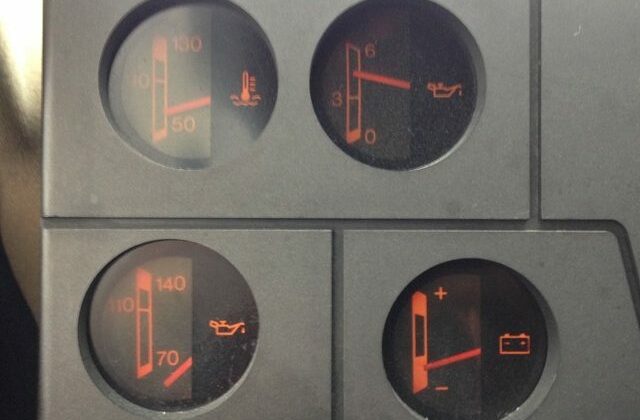 TOU412319TOU_16_vga-640x456