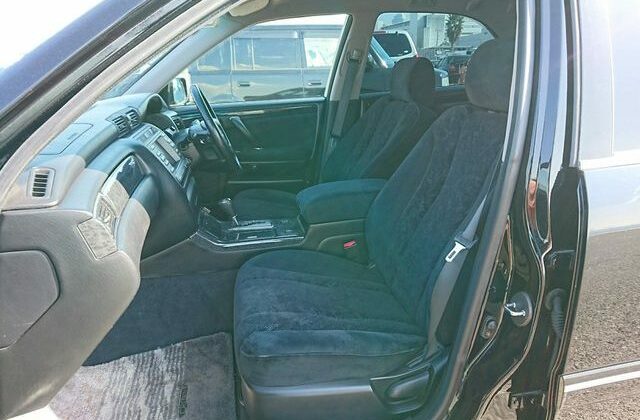 Toyota-Crown-Athlete-14-640x456