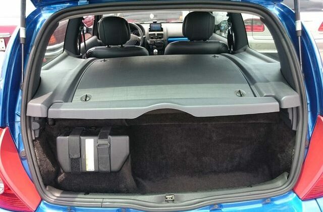 VF1C61U0629629734_11_vga-640x456