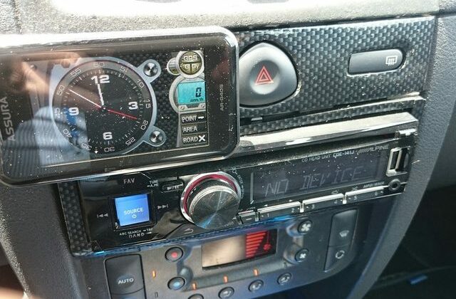 VF1C61U0629629734_15_vga-640x456