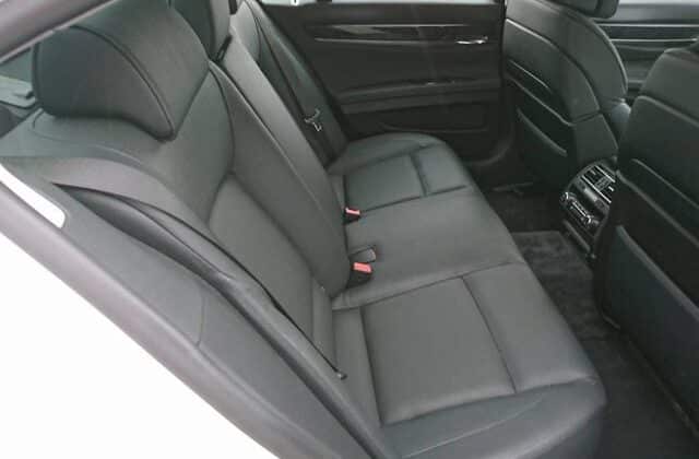 WBAKX61060C782208_10_vga-640x456