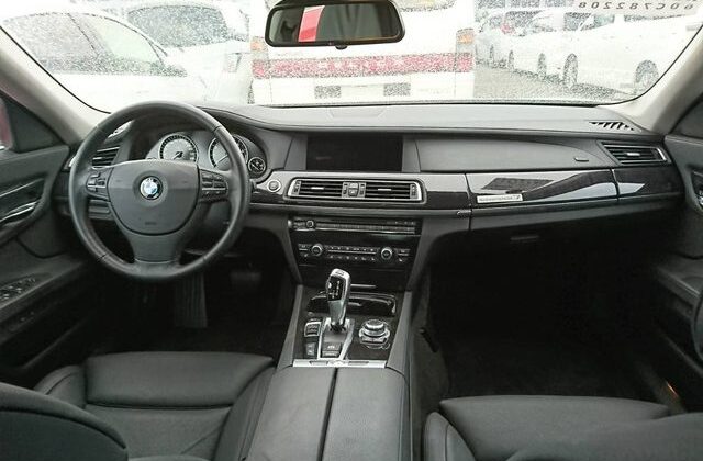 WBAKX61060C782208_11_vga-640x456